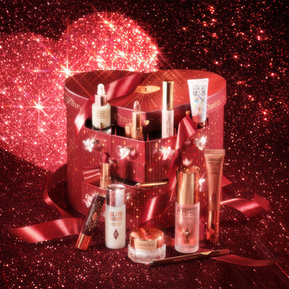 CHARLOTTE'S BEAUTY TREASURE CHEST OF LOVE